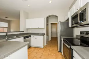 10 E Mill Reef Dr, San Tan Valley, AZ 85143 - Photo 8