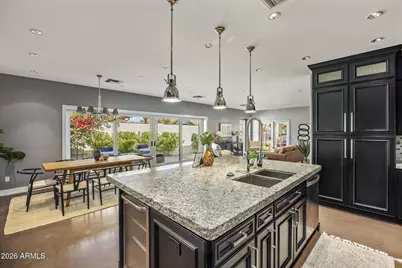 2031 N 17th Avenue, Phoenix, AZ 85007 - Photo 6