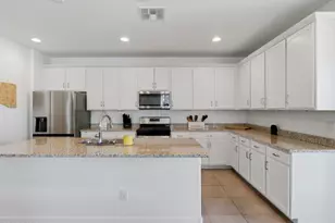 12334 W Levi Dr, Avondale, AZ 85323 - Photo 2