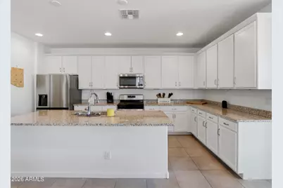 12334 W Levi Drive, Avondale, AZ 85323 - Photo 4