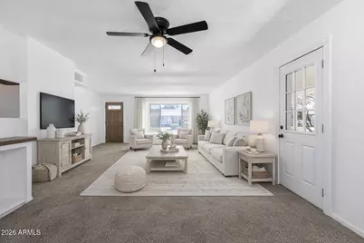 8636 E Windsor Avenue, Scottsdale, AZ 85257 - Photo 2