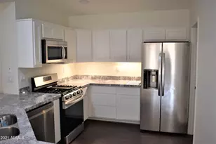 21724 N Verde Ridge Dr, Sun City West, AZ 85375 - Photo 16