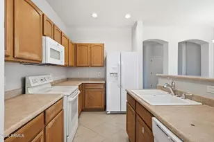 3651 E Sundance Ave, Gilbert, AZ 85297 - Photo 12