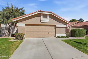 8832 E Sunnyside Dr, Scottsdale, AZ 85260 - Photo 4