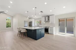 8832 E Sunnyside Dr, Scottsdale, AZ 85260 - Photo 12