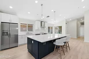 8832 E Sunnyside Dr, Scottsdale, AZ 85260 - Photo 16