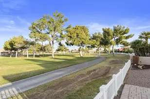 26020 S Flame Tree Dr, Sun Lakes, AZ 85248 - Photo 32