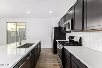 3731 N 99th Drive, Avondale, AZ 85392 - Photo 10