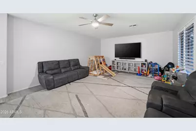 888 E Carla Vista Drive, Gilbert, AZ 85295 - Photo 10