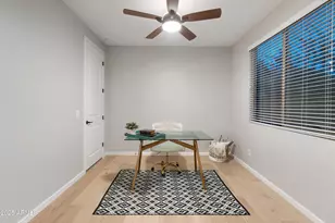 2909 E Sands Dr, Phoenix, AZ 85050 - Photo 20