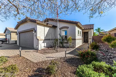 417 W Gum Tree Avenue, Queen Creek, AZ 85140 - Photo 2