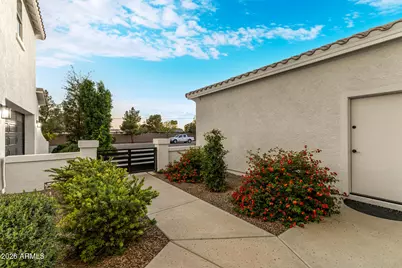 3054 E Kingbird Drive, Gilbert, AZ 85297 - Photo 4