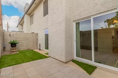 3136 N 38th Street #10, Phoenix, AZ 85018 - Photo 26