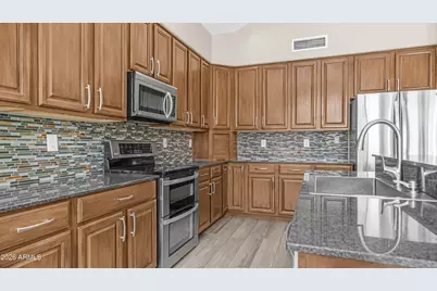 16225 S 1st Street, Phoenix, AZ 85048 - Photo 10