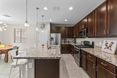 20912 W Almeria Road, Buckeye, AZ 85396 - Photo 6