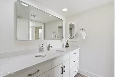 3800 E Lincoln Drive #6, Phoenix, AZ 85018 - Photo 28