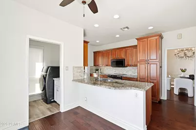 3800 E Lincoln Drive #6, Phoenix, AZ 85018 - Photo 8