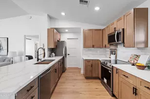 5801 E Evans Dr, Scottsdale, AZ 85254 - Photo 16