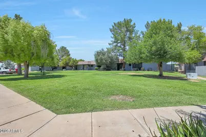 9001 W Elm Street #3, Phoenix, AZ 85037 - Photo 32