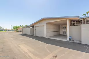 10922 W Santa Fe Dr, Sun City, AZ 85351 - Photo 28