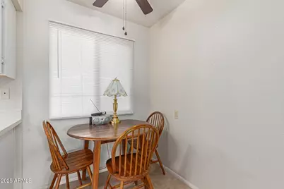 10922 W Santa Fe Drive, Sun City, AZ 85351 - Photo 12