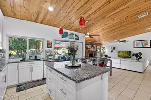 6968 W Calavar Rd, Peoria, AZ 85381 - Photo 12