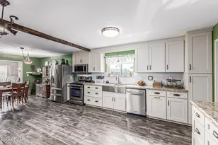 10235 W Clair Dr, Sun City, AZ 85351 - Photo 2