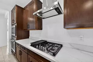 24393 N 167th Ln, Surprise, AZ 85387 - Photo 10