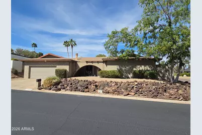 9060 N Arroya Vista Drive, Phoenix, AZ 85028 - Photo 1