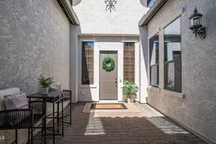 8334 E Laurel Cir, Mesa, AZ 85207 - Photo 6