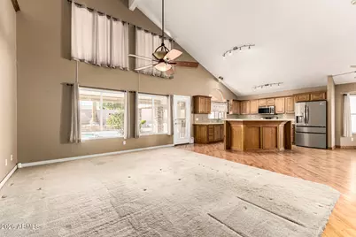 21524 N 66th Lane, Glendale, AZ 85308 - Photo 6