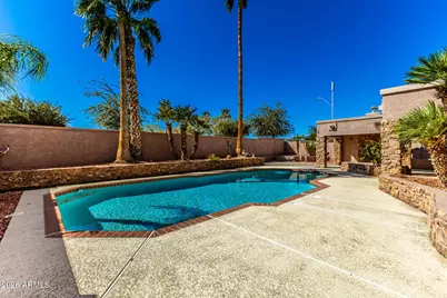 21524 N 66th Lane, Glendale, AZ 85308 - Photo 32