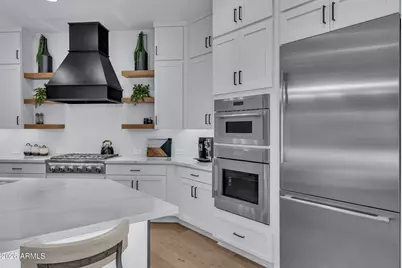 21448 W Hillcrest Boulevard, Buckeye, AZ 85396 - Photo 8