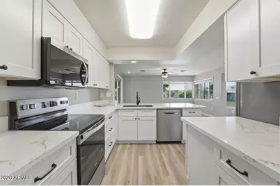 19015 N Signal Butte Circle, Sun City, AZ 85373 - Photo 36