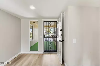 19015 N Signal Butte Circle, Sun City, AZ 85373 - Photo 10