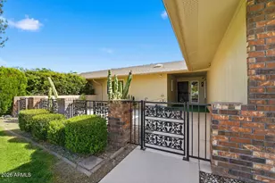 19015 N Signal Butte Cir, Sun City, AZ 85373 - Photo 6