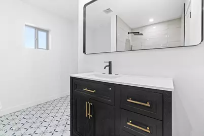 2914 N 81st Avenue, Phoenix, AZ 85033 - Photo 24