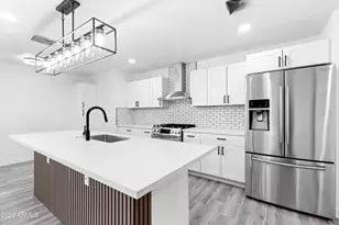 2914 N 81st Ave, Phoenix, AZ 85033 - Photo 8