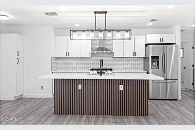 2914 N 81st Avenue, Phoenix, AZ 85033 - Photo 1