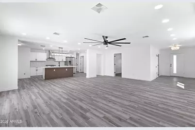 2914 N 81st Avenue, Phoenix, AZ 85033 - Photo 10