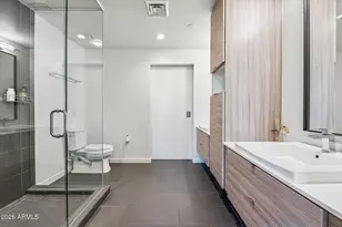 200 W Portland St, Phoenix, AZ 85003 - Photo 14