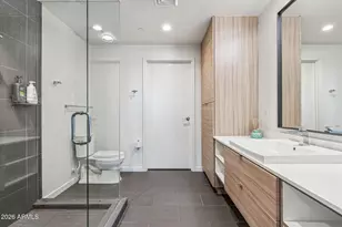 200 W Portland St, Phoenix, AZ 85003 - Photo 16