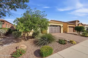 1638 E Elysian Pass E, Queen Creek, AZ 85140 - Photo 4