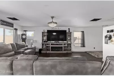 166 S 18th Street, Coolidge, AZ 85128 - Photo 8