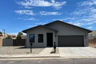 431 N Matlock St, Mesa, AZ 85203 - Photo 1