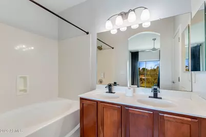 7841 N 21st Avenue, Phoenix, AZ 85021 - Photo 18