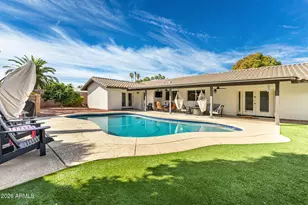 15817 N Moon Valley Dr, Phoenix, AZ 85022 - Photo 28