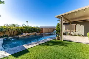 8514 S 8th Ln, Phoenix, AZ 85041 - Photo 18