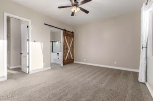 8514 S 8th Ln, Phoenix, AZ 85041 - Photo 10