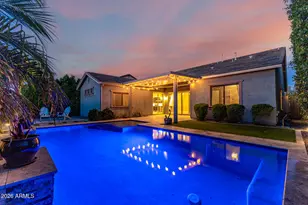 8514 S 8th Ln, Phoenix, AZ 85041 - Photo 22